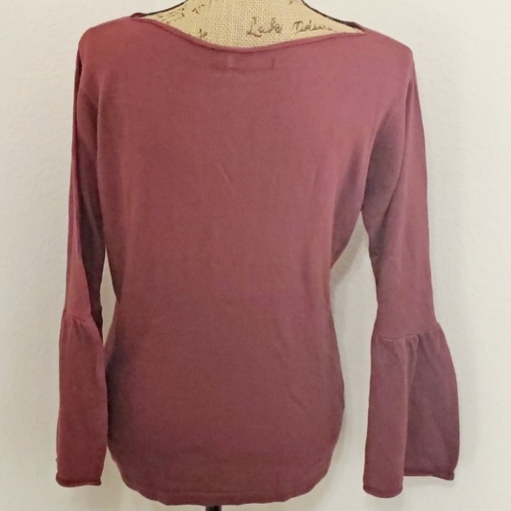 🚨🚨3/$25 SALE🚨🚨•ONLY 1 LEFT!•Burgundy sweater w/star motif•NWT - Picture 5 of 10